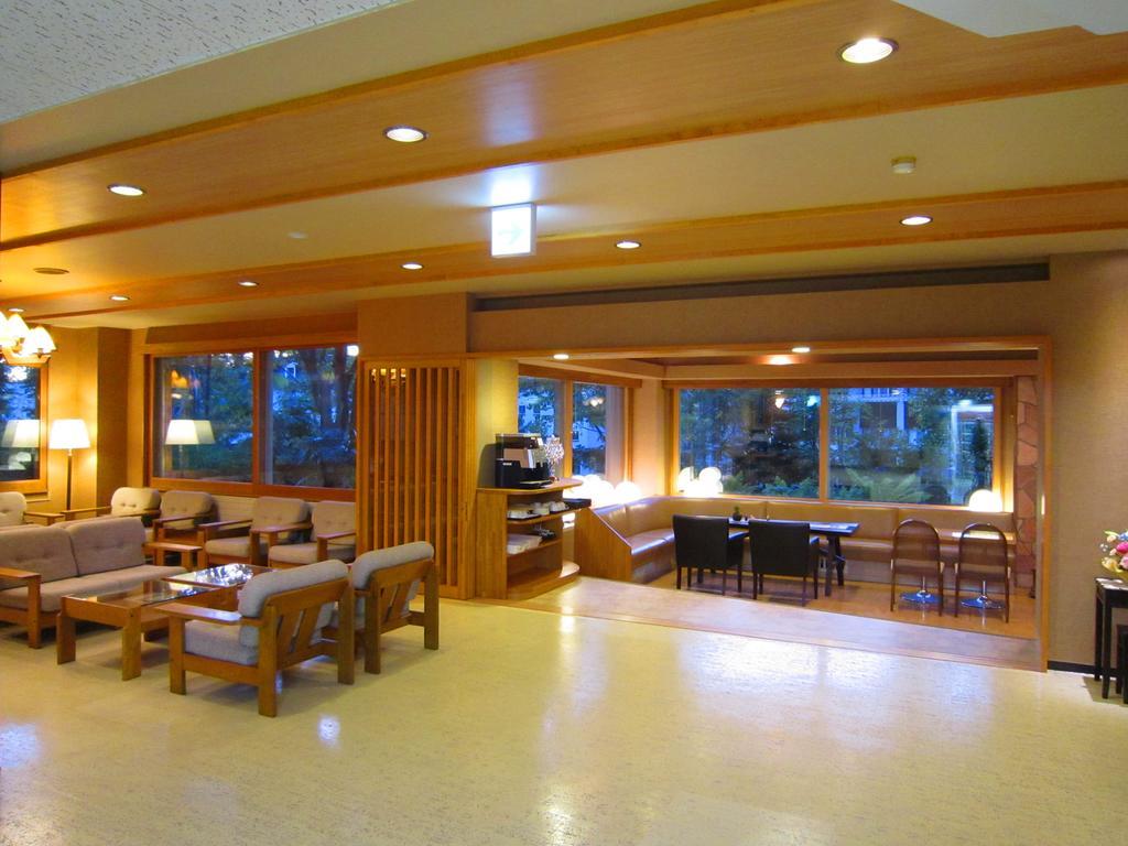 Hotel Shirakabaso Shigakogen Yamanouchi  Exterior photo